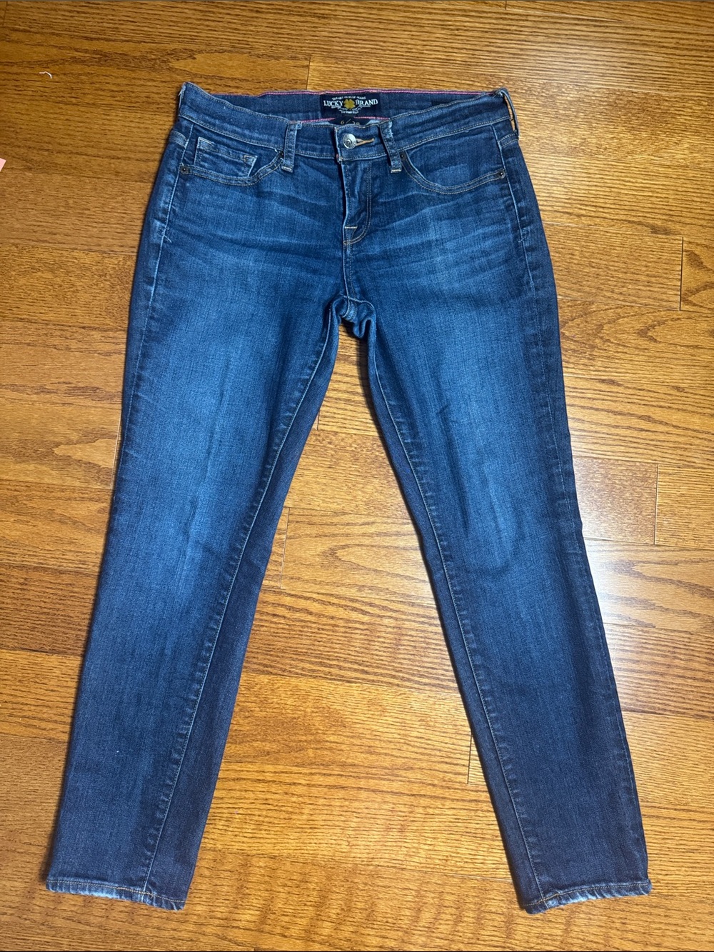 6/28 Lucky Brand Skinny Jeans in Deep Blue Wash Charlie Capri